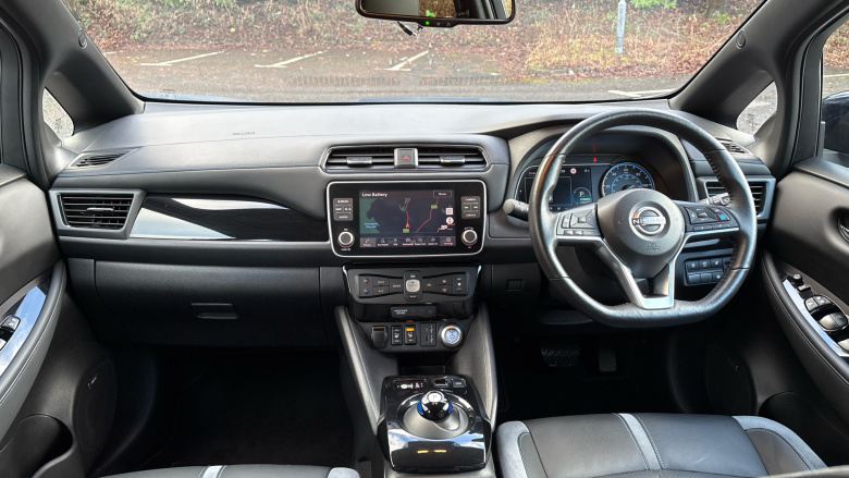 Nissan LEAF 110kW Tekna 39kWh 5dr Auto Electric Hatchback